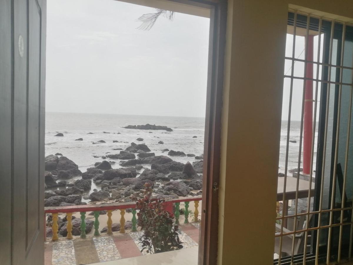Shree Sai Cottage Sea View 阿姆波尔 外观 照片